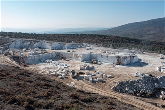 Alexis White Marble Cavdarhisar, Kutahya Quarry