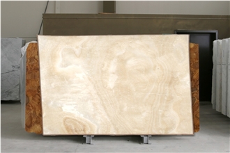 Onice Avorio Ivory Onyx Slabs