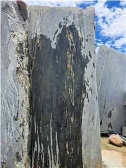 Kuroca Quartzite Quarry