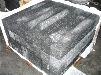 G684 Black Granite Chiseled Kerbstones