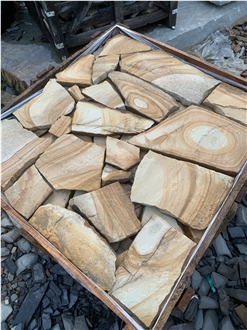 Yellow Wooden Sandstone Crazy Flagstone Paving Tiles
