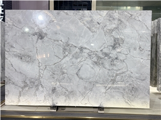 Super White Polished Quartzite Slabs