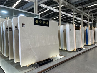 Quality-Ensured Crema Uno Marble Slabs