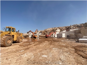 Carthage White Limestone-Carthage Ivory Limestone Quarry
