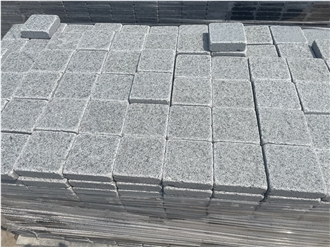 G654 Tumbled Cobblestones