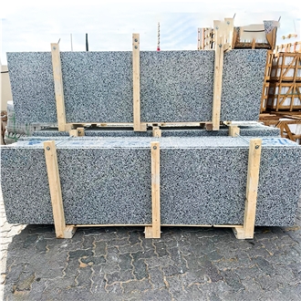 New Halayeb Granite Tile Slabs