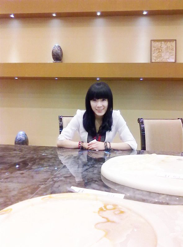 Elaine Zheng