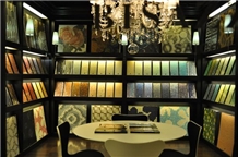 showroom case 2013