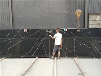 Bold Black Artwork Quartz Slabs