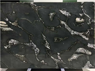Green Island Clouds Quartzite Slabs