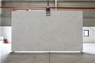 Grand Taj Mahal Quartz Slabs
