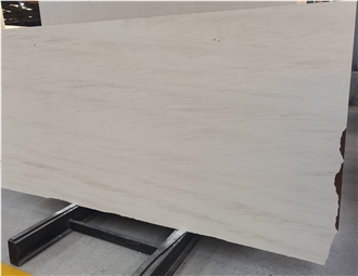 Moca Cream Limestone Slabs