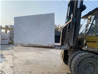 Burdur Beige Marble Blocks