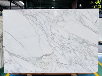Calacatta Manhattan Marble Slabs Unique Vein Design Sophisticated Touch