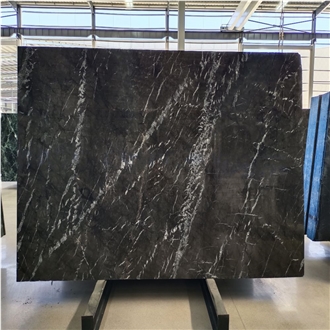 Italian Grey Marble Slabs Displaying Gray Base