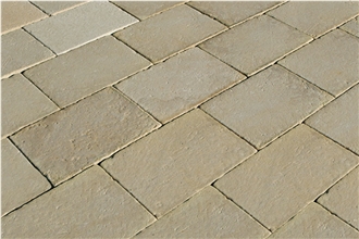 Pietra Leccese Paving Tiles