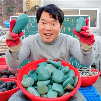 Green Jade Stone River Stone, Pebble Stone