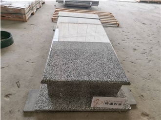 China Ivory White Natural Polished Granite Gravestone