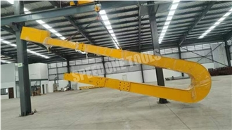 U-Shape Handler Forklift Lifting Equipment A Model