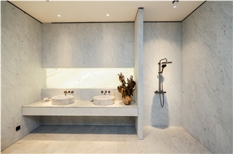Small Bathroom Design-White Marble