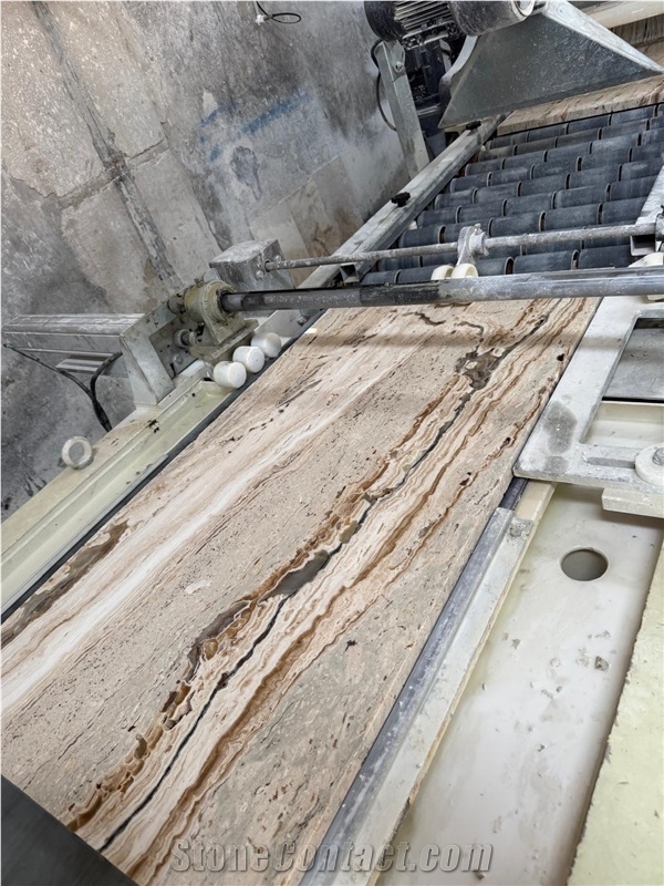 Philadelphia Travertine Vein Cut Tiles