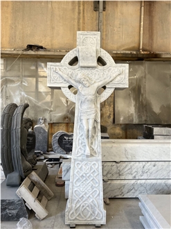 Carrara White Marble Jesus Sculpture Celtic  Headstone