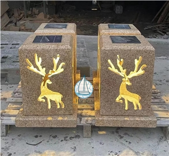 G682 Granite Carved Deer Designs Garde Lantern With Electric Lights