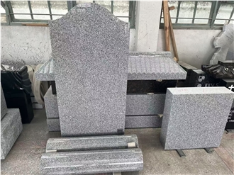China Grey Granite Polished Serp Top Monument Western Style