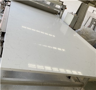 Super White Calacatta Quartz Slabs
