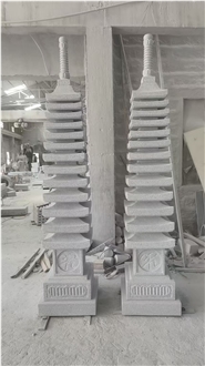 G603 Granite Pagoda Garden Lantern