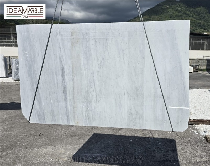White Carrara Marble Slabs from Italy