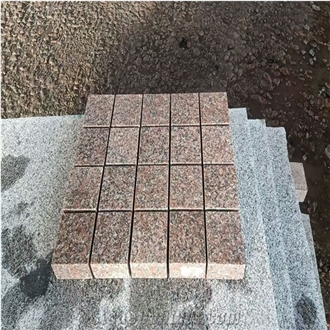 Sturdy And Durable Flamed Red Granite Cobble Stone G368