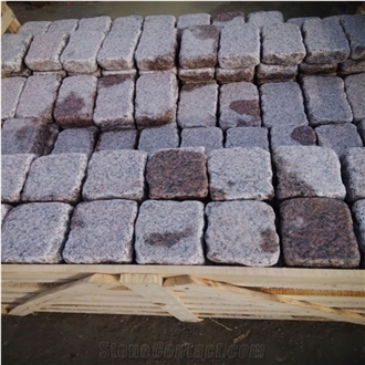 Tumbled Red Granite G352 Cobble Stone