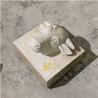 Yellow Granite Carved Bull Head Memorial Headstone Ox-Head