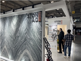 Arai Gritto - Emerald Cascade Quartzite Slabs, Wall Panels