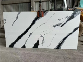 Calacatta White Quartz Slabs