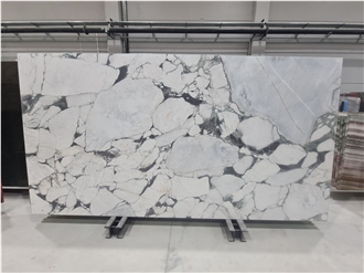 Calacatta Viola Honed Marble Slabs