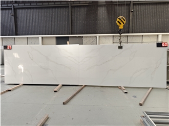 5052 Calacatta Leon Quartz Slabs