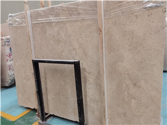 Honed Unfilled Turkey Light Cream Travertine Crosscut Slabs