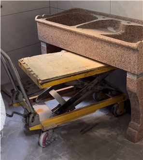 Speedone Hydraulic Lifting Table