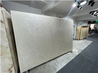 White Artificial Onyx Look Quartz Slabs