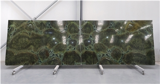 Vitoria Regia Quartzite Slabs