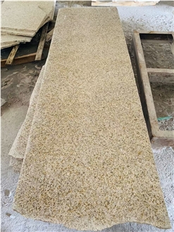 G682 Yellow Rusty Granite Tiles