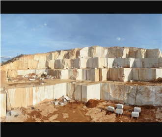 Matira Quartzite Quarry