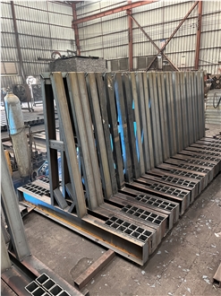 Safety Pole Equipped A‑Frame Stone Rack